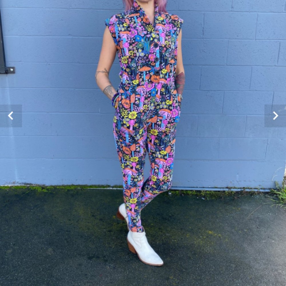 **NWT** Nooworks Magical Mushrooms Magic Suit! Sz Lg